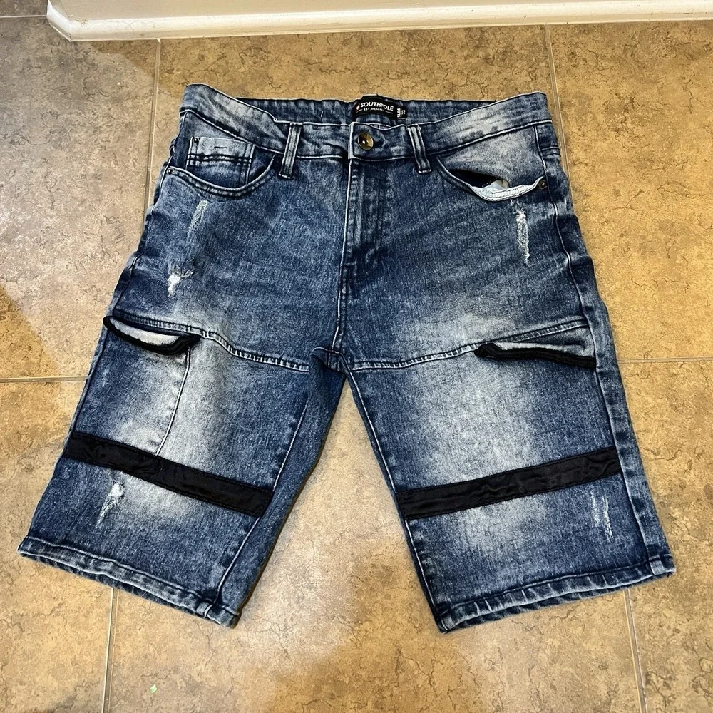 South pole Blue Jean shorts - Size 32 slim - Distressed - Black Stripes - Men's